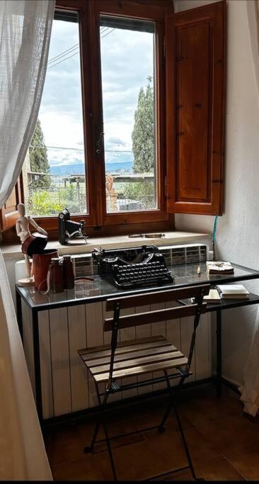 Lovely 2 Bedroom In San Gimignano Historic Center Esterno foto