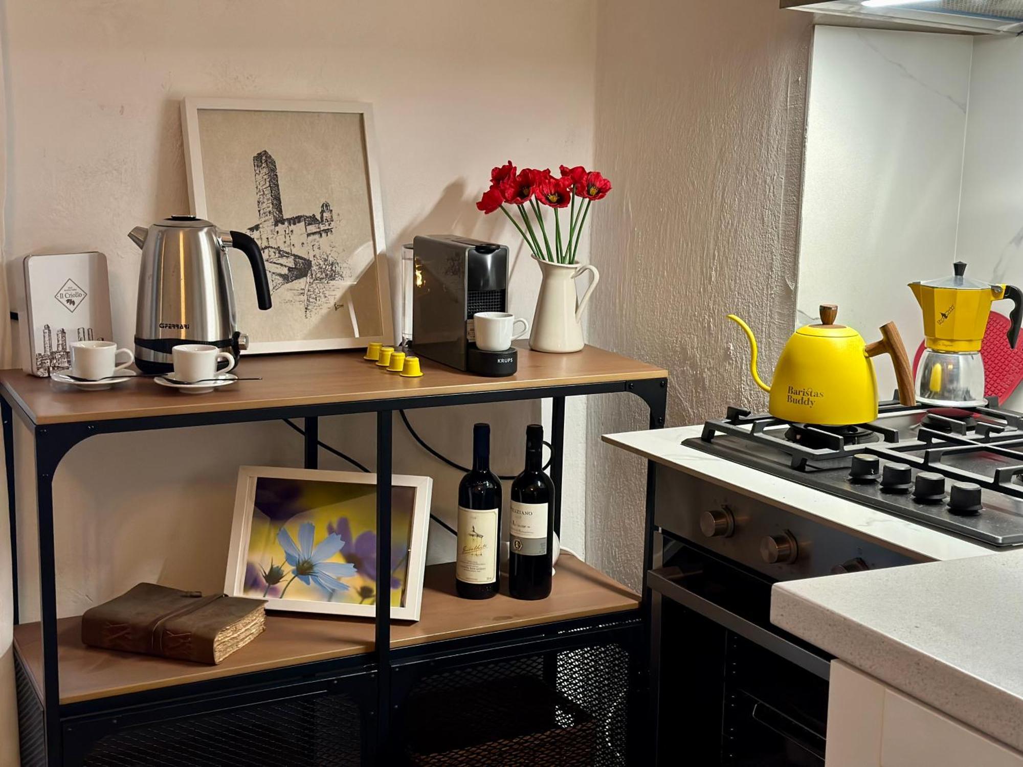 Lovely 2 Bedroom In San Gimignano Historic Center Esterno foto