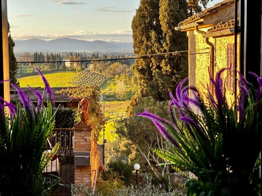 Lovely 2 Bedroom In San Gimignano Historic Center Esterno foto
