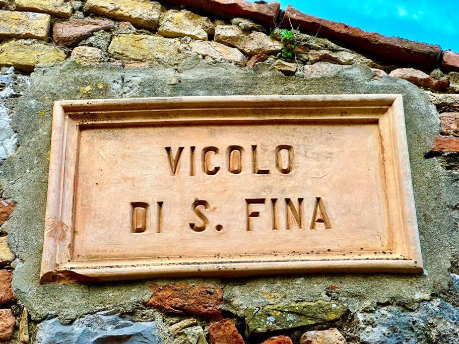 Lovely 2 Bedroom In San Gimignano Historic Center Esterno foto